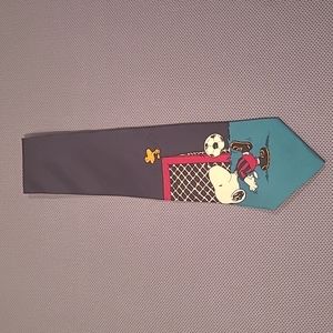 Snoopy & Friends Snoopy Woodstock Soccer Neck Tie